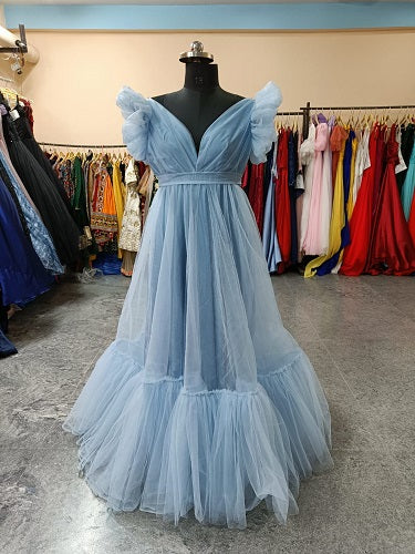 G952, Blue Ruffled Maternity Shoot Gown, Size: All, Color: All
