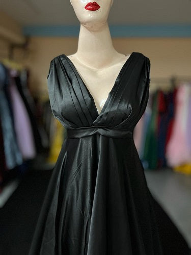 G550, Black satin slit cut PreWedding Shoot Long Trail Gown, Size: All, Color: All