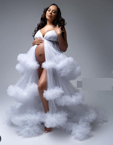 W3027, White Ruffled Frill Maternity Shoot Gown With Inner, Size(ALL)pp