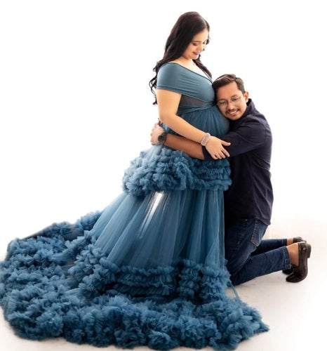 G3034, Navy Blue Ruffled Slit Cut Maternity Shoot Trail Gown Size (All)PP