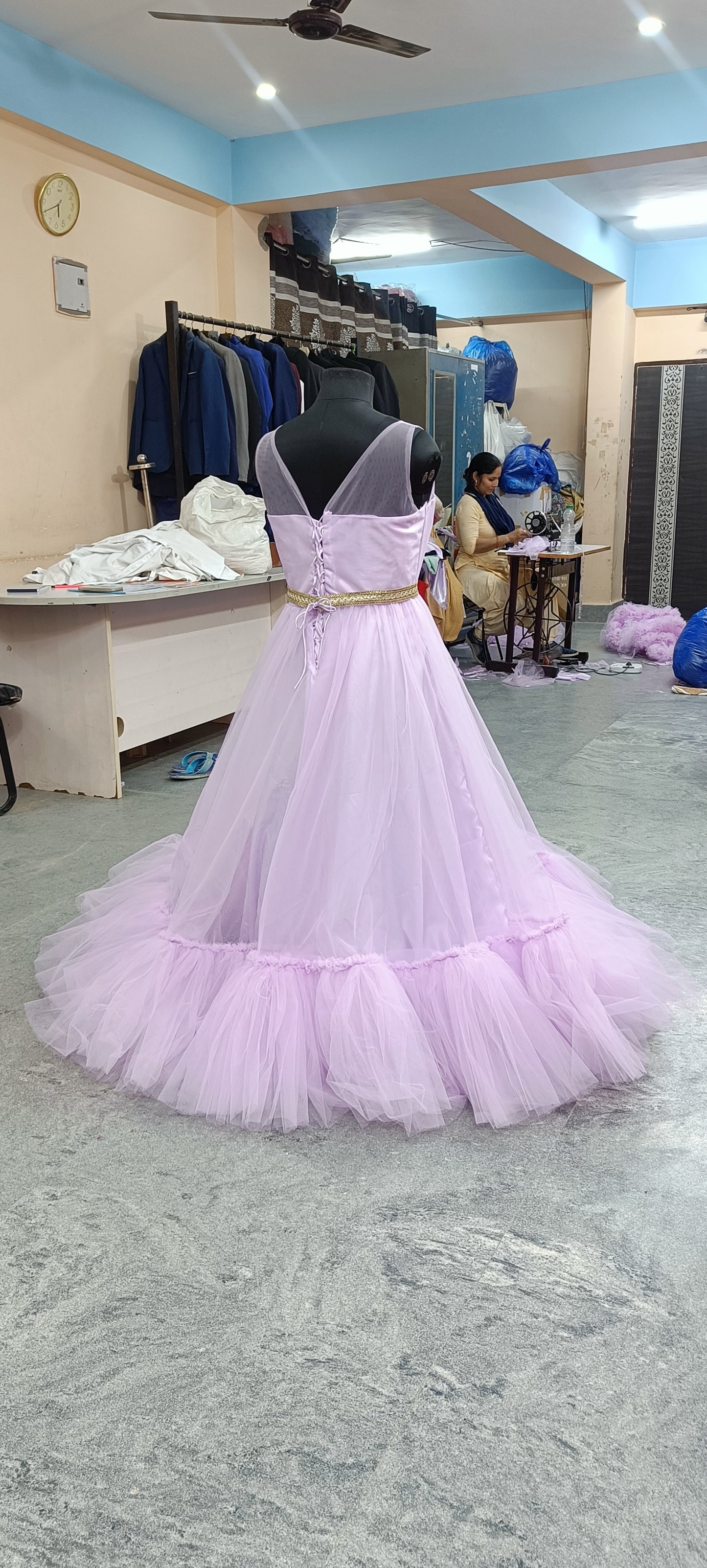G2127, Pink frilled Mother Daughter Shoot Gown , (All Sizes)pp