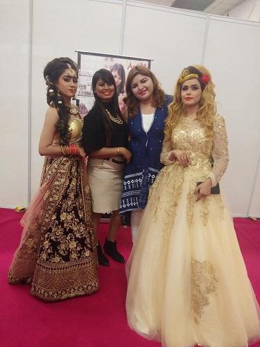 G147, Golden Ball Gown, Size (XS-30 to L-38)