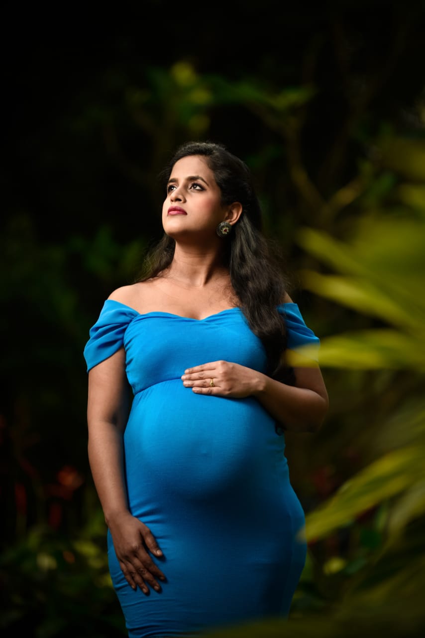 G46,Blue Maternity Shoot Trail Baby Shower Lycra Body Fit Gown, Size: All,Color: All