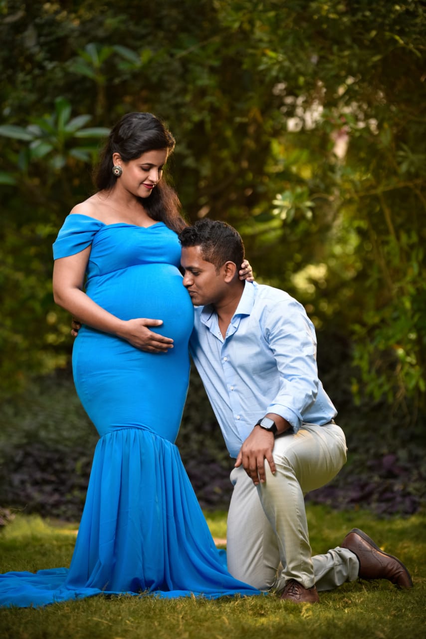 G46,Blue Maternity Shoot Trail Baby Shower Lycra Body Fit Gown, Size: All,Color: All