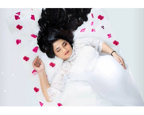 G308, White Os Full Sleeves Maternity Shoot Trail Baby Shower Gown, Size: All, Color: All