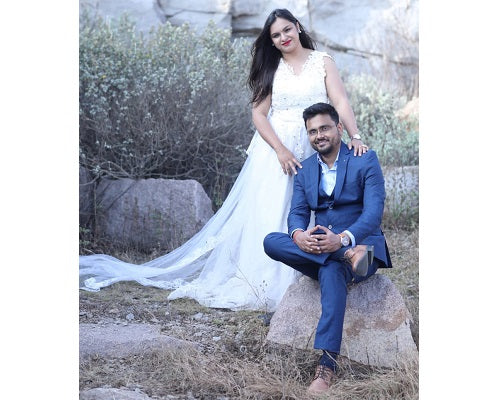 W154, White Ball Gown, Size (XS-30 to XXL-44)