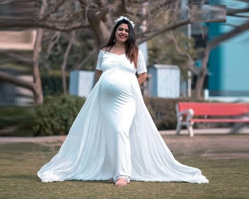 G152, White Maternity Shoot Trail Baby Shower Lycra Body Fit Gown, Size: All, Color: All