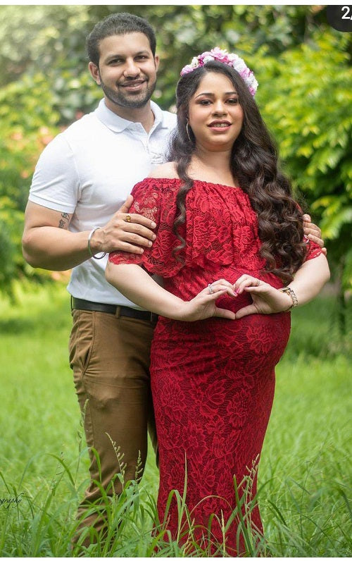 G408, Wine Lace Os Maternity Shoot Trail Baby Shower Lycra Body Fit Gown, Size: All, Color: All