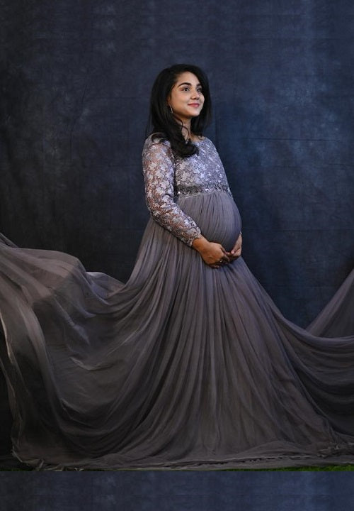 G445, Grey Maternity Shoot Baby Shower Trail Lycra Fit Gown, Size: All, Color: All