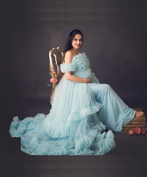 G325, Ice Blue Ruffled Maternity Shoot Gown, Size: All, Color: All