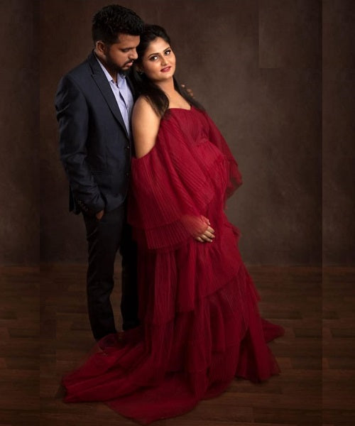 G442, Wine Ruffled Maternity Shoot Gown, Size: All, Color: All