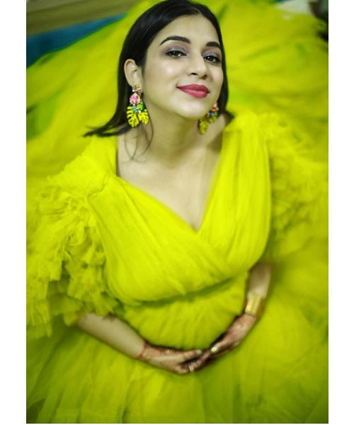 G552, Green Tea Ruffled Slit Cut Maternity Shoot Gown, Size: All, Color: All