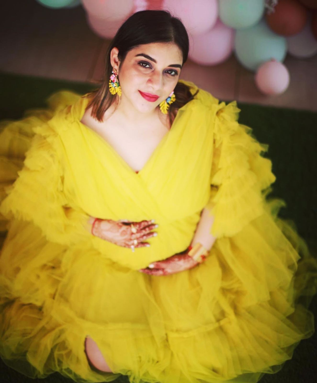 G552, Green Tea Ruffled Slit Cut Maternity Shoot Gown, Size: All, Color: All