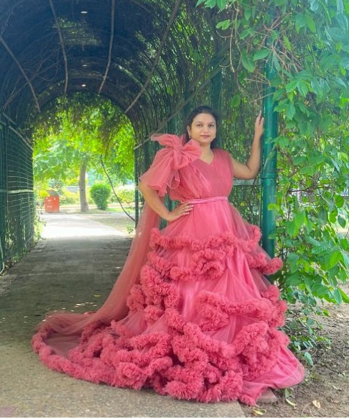 G878, Peach Ruffled Pre Wedding Shoot Gown, Size: All, Color: All