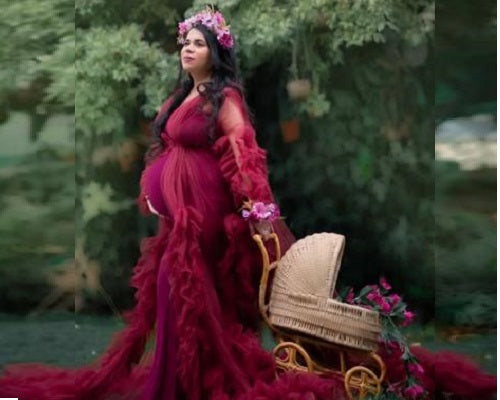 G448, Wine Ruffled Maternity Shoot Gown, Size: All, Color: All