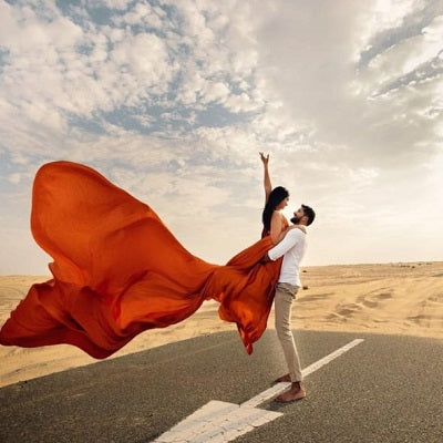 G285, Red slit cut infinity prewedding shoot trail Gown Size: All, Color: All