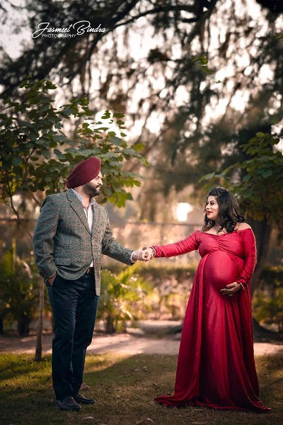 G44 ,Wine Maternity shoot Baby Shower Lycra Body Fit Gown, Size: All, Color: All