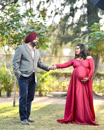 G44 ,Wine Maternity shoot Baby Shower Lycra Body Fit Gown, Size: All, Color: All