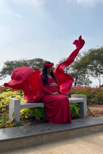 G44 ,Wine Maternity shoot Baby Shower Lycra Body Fit Gown, Size: All, Color: All