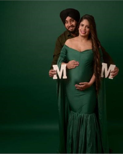 G281, Green Long Sleeves Trail Lycra Fit Gown, Size: All, Color: All