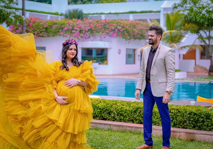 G552, Green Tea Ruffled Slit Cut Maternity Shoot Gown, Size: All, Color: All