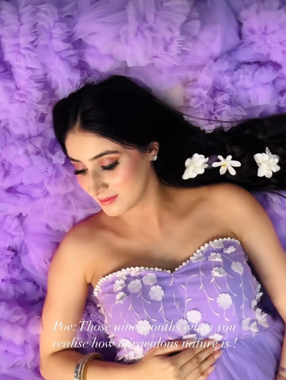 G2400, Lavender Ruffled Frill Maternity Shoot Trail Gown, Size (All)