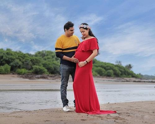 G42, Long Off Shoulder Wine Maternity shoot Baby Shower Lycra Body Fit Gown, Size: All, Color: All