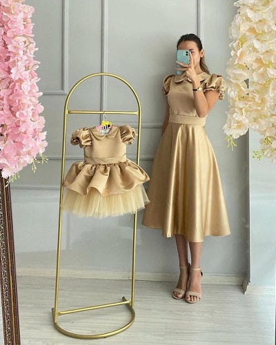 G661, Golden Satin Mother Daughter Shoot Gown, Size: All, Color: All