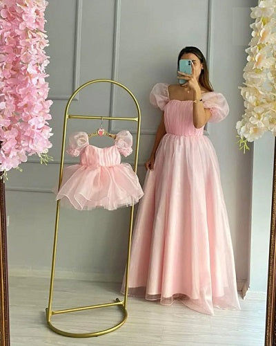 G669, Pink Ruffle Mother Daughter Shoot Gown Size: All, Color: All