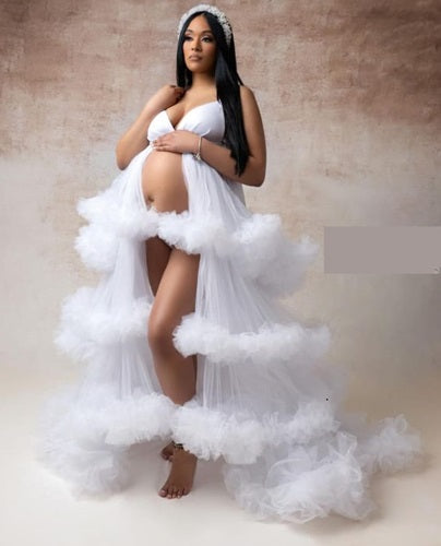 W3027, White Ruffled Frill Maternity Shoot Gown With Inner, Size(ALL)pp