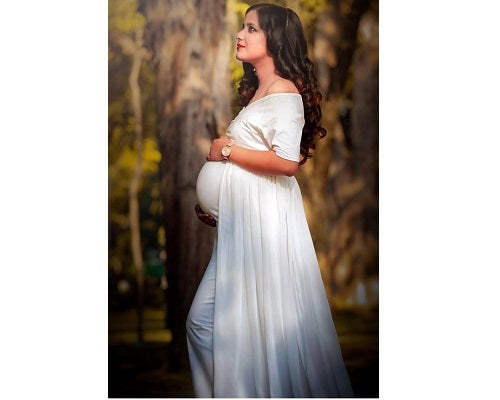 G152, White Maternity Shoot Trail Baby Shower Lycra Body Fit Gown, Size: All, Color: All