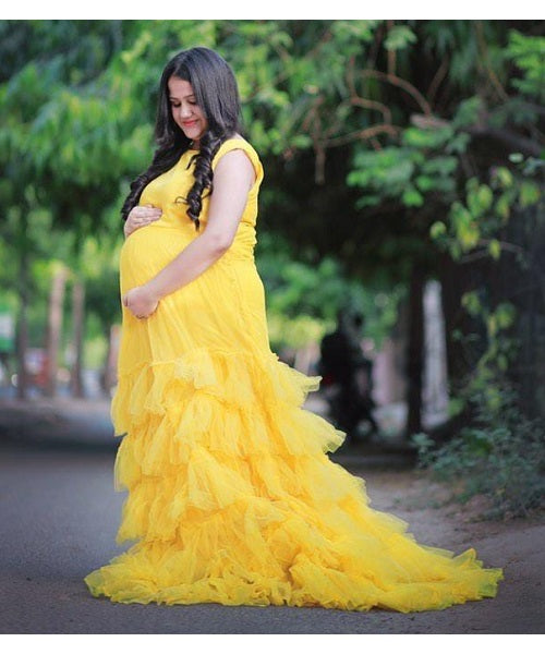 G551, Yellow Ruffled Maternity Shoot Gown Size: All, Color: All