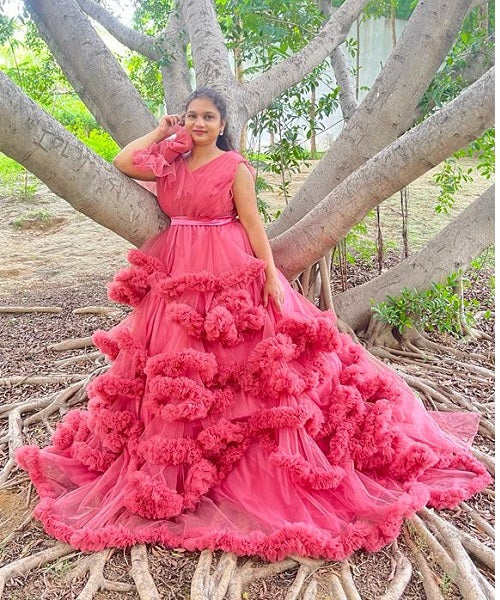 G878, Peach Ruffled Pre Wedding Shoot Gown, Size: All, Color: All