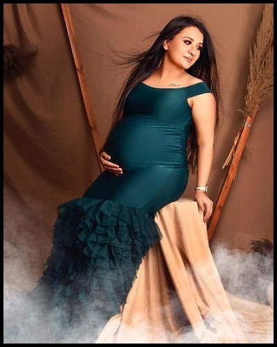 G919, Bottle Green Maternity Shoot Trail Body Fit Gown Size: All, Color: All