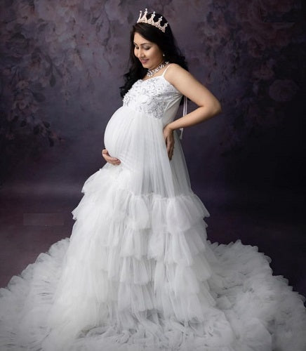 W2011, White Lace Top Ruffled Maternity Shoot Trail Gown Size: All, Color: All