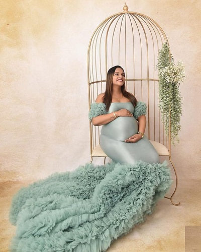 G2030, Light Green Ruffled Maternity Shoot Trail Gown Size: All, Color: All