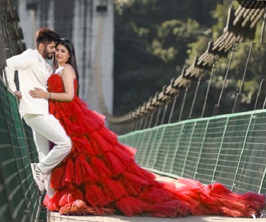 G4040, Red Ruffle Long Trail Shoot Gown, Size: All, Color: All